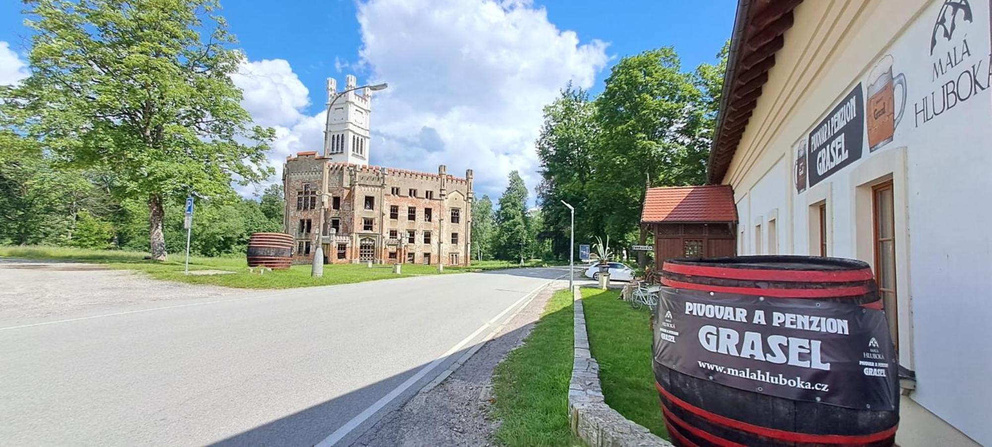 Pivovar A Penzion Grasel Český Rudolec Kültér fotó